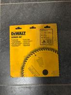 2 lames de scie à onglet comme neuves diamètre 216, Bricolage & Construction, Enlèvement, Comme neuf