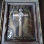 Oud religieus kader met gebogen glas, Verzenden