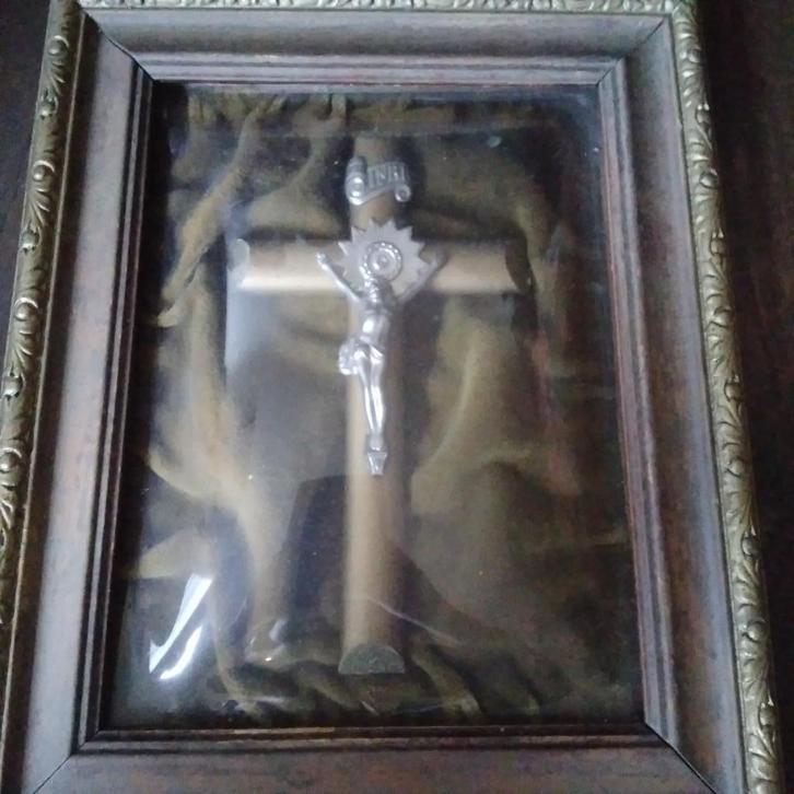 Cadre religieux ancien avec verre bombé, Antiquités & Art, Antiquités | Objets religieux, Envoi