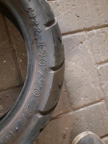 Banden 120/70 12 beschikbaar voor biedingen