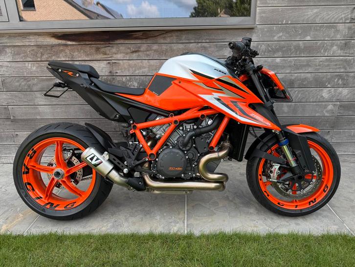 KTM Superduke 1290R EVO - 2022 - TECH PACK - 9685km, Motoren, Motoren | KTM, Particulier, Naked bike, meer dan 35 kW, 2 cilinders