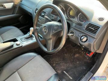 W204 Dashboard delen radio schakelaar kachel paneel armsteun beschikbaar voor biedingen