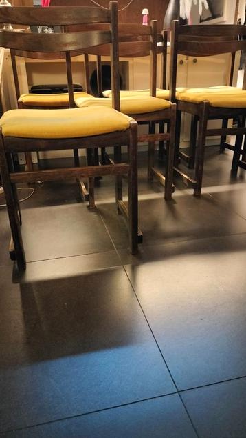 Vintage 70ties (Cees Braakman) stapelbare stoelen. beschikbaar voor biedingen