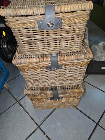 Rietenmand 24 liter beschikbaar voor biedingen