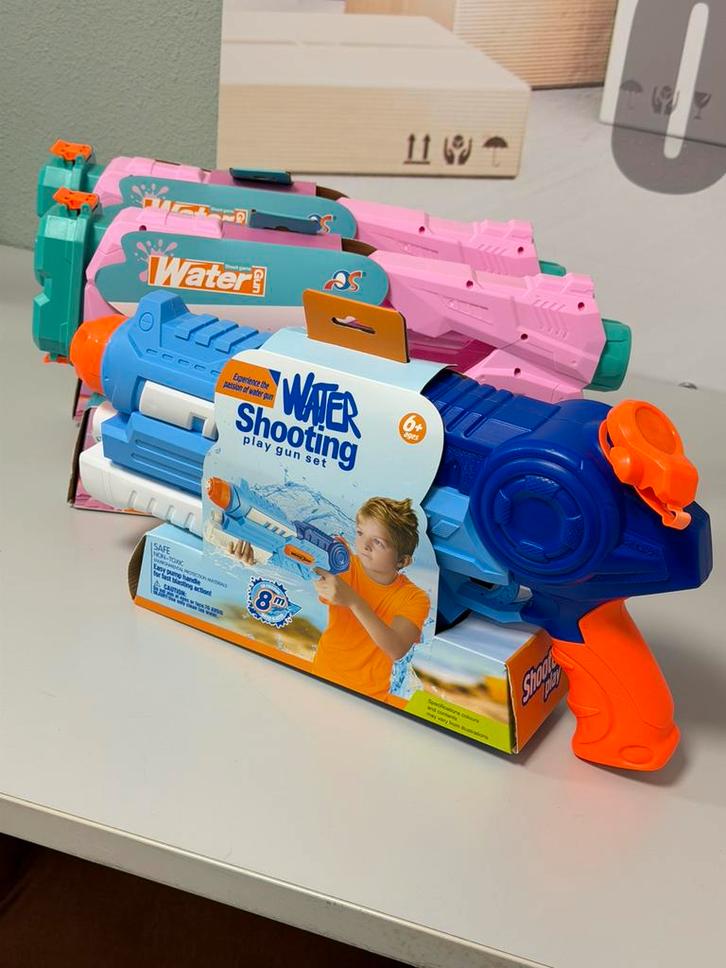 Pistolet à eau d'une portée de 8 mètres | Rose ou bleu Neuf, Enfants & Bébés, Jouets | Extérieur | Jeu d'action, Neuf, Enlèvement ou Envoi
