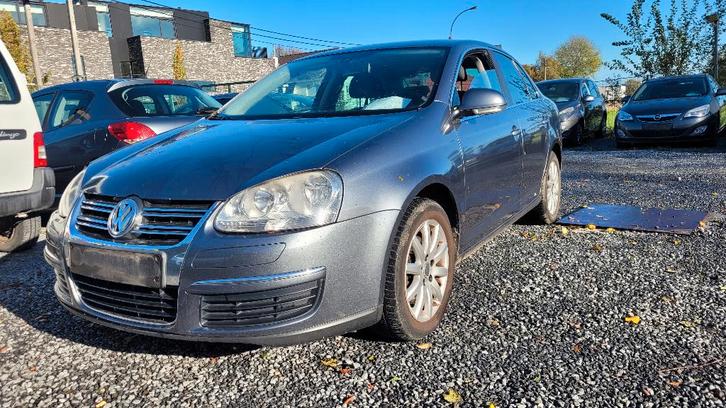 vw jetta 2.0tdi 100kw AIRCO TREKHAAK PDC OHBOEK 2007, Auto's, Volkswagen, Bedrijf, Te koop, Jetta, ABS, Airbags, Airconditioning