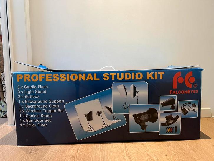 Flitsstudio falcon eyes GNK-3300MV, Audio, Tv en Foto, Foto | Flitsers, Zo goed als nieuw, Ophalen