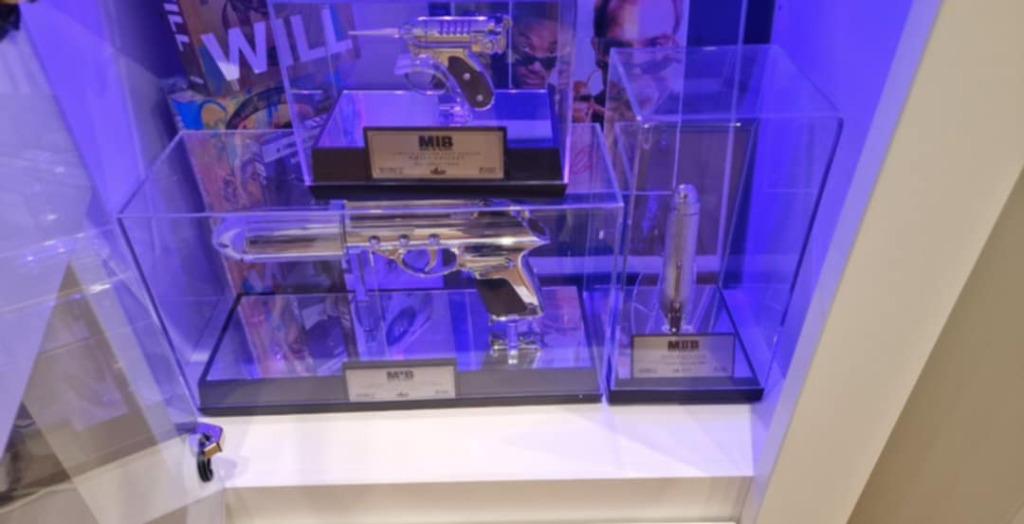 Men In Black Props Noisy Cricket Neuralyzer Movie Props !!!, Collections, Cinéma & Télévision, Comme neuf, Film, Enlèvement