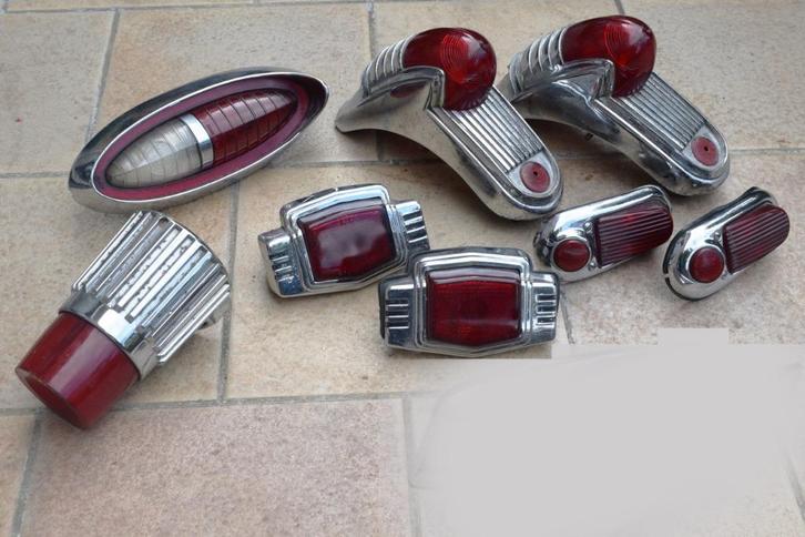 Lot 8 Amerikaanse oldtimer achterlichten, Verzamelen, Merken en Reclamevoorwerpen, Gebruikt, Reclamebord, Ophalen of Verzenden