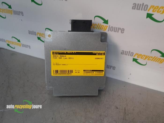 Radio module van een Fiat 500, Auto-onderdelen, Elektronica en Kabels, Fiat, Gebruikt, 3 maanden garantie