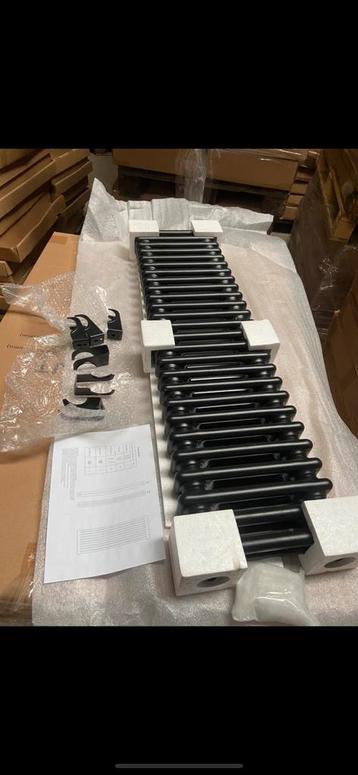Grote zwarte Radiator - nieuw in doos! beschikbaar voor biedingen