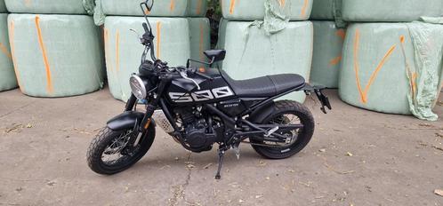 Brixton Crossfire 500 X - 35 kw - noir mat - 500cc - démo, Motos, Motos | Marques Autre, Particulier, Naked bike, 12 à 35 kW, 2 cylindres