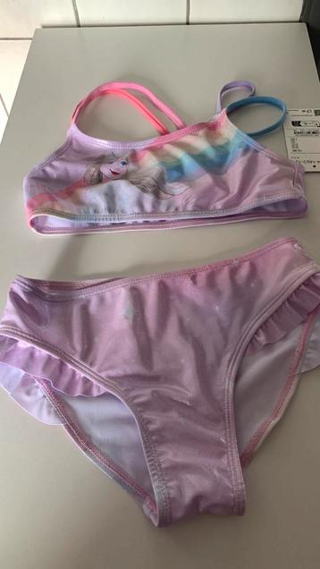 Bikini neuf fille 9/10 ans beschikbaar voor biedingen