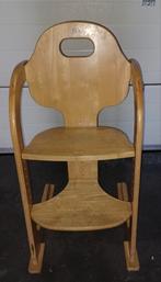 Stevige houten kinderstoel, Kinderen en Baby's, Kinderstoelen, Ophalen, Gebruikt, Meegroeistoel
