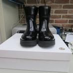 Moncler nieuw regenlaarsjes zwart logo mt 40, Kleding | Dames, Zwart, Moncler, Nieuw, Ophalen of Verzenden