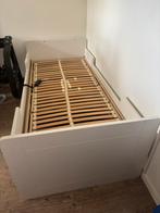 Eenpersoonsbed met elektrische lattenbodem, Huis en Inrichting, Slaapkamer | Bedden, Ophalen, Zo goed als nieuw, Wit