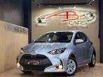 Toyota Yaris Hybrid 1.5i VVT-i E-CVT * GARANTIE 12 MOIS *, Auto's, Automaat, Stof, Gebruikt, https://public.car-pass.be/vhr/9f4d2f41-75f5-4df6-be14-86f7f6d42e5d