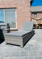Wicker ligbed in nieuwstaat, Tuin en Terras, Ligbedden, Ophalen, Zo goed als nieuw, Wicker, Verstelbaar