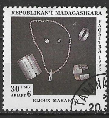Madagascar 1994 - Yvert 1324 - Vakmanschap (ST) beschikbaar voor biedingen