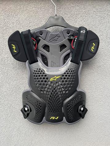 Dorsalle de moto Alpinestars A1 a vendre neuf j’amais porté beschikbaar voor biedingen