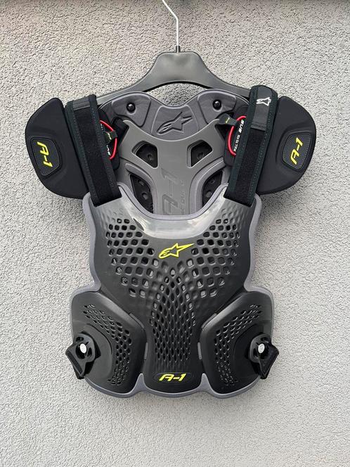Dorsalle de moto Alpinestars A1 a vendre neuf j’amais porté, Motoren, Kleding | Motorkleding, Ophalen