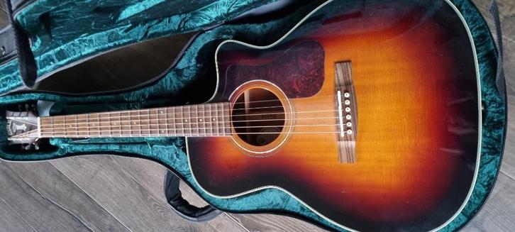Guild Westerly Collection DC-140CE gitaar elect/akoes, Muziek en Instrumenten, Snaarinstrumenten | Gitaren | Elektrisch, Gebruikt