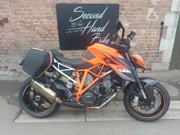 KTM 1290 SUPERDUKE R ETAT NEUF, GARANTIE 1 AN, 9650 eur  beschikbaar voor biedingen