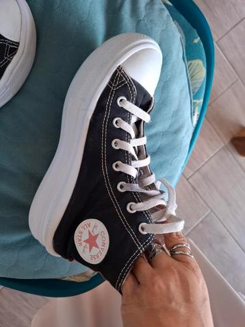 Basket fille Converse All Star blanc et noir lacet 35 beschikbaar voor biedingen