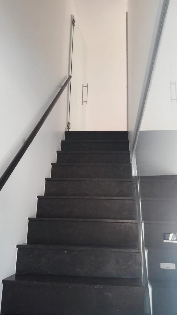 Dimensions standard pour les escaliers en pierre naturelle, Bricolage & Construction, Échelles & Escaliers, Neuf, Escalier, Enlèvement