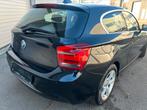 BMW 116i Sport Line 73.000km / leder/ led/ navi/ TOPSTAAT, Auto's, 100 kW, Euro 5, 1 Reeks, Zwart