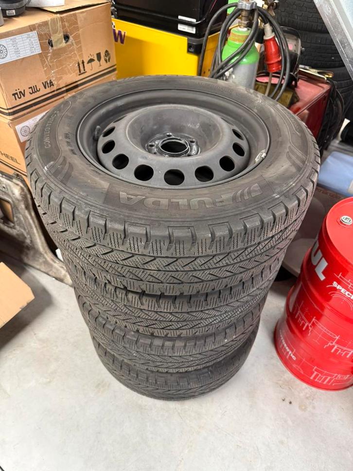 Degelijke winterbandenset voor Jumpy/Expert/Proace, Auto-onderdelen, Banden en Velgen, Gebruikt, Ophalen