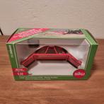 Holaras Maisschuif Siku, Hobby en Vrije tijd, Modelauto's | 1:32, Ophalen of Verzenden, Zo goed als nieuw, Tractor of Landbouw