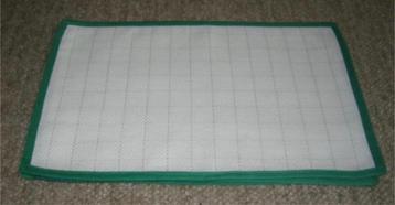 4 stoffen tafelonderleggers/ Nieuw beschikbaar voor biedingen