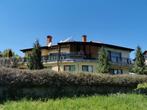 Magnificent property 10 km from the city of the roses - Kaza, Dorp, 400 m², Overig Europa, 7 kamers
