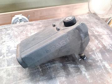 Benzine tankje spartamet  beschikbaar voor biedingen