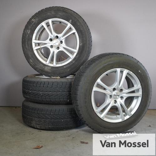 GMP Italia Vredestein Wintrac 4 xtreme 225/65/R17 102H, Auto-onderdelen, Banden en Velgen, Banden en Velgen, Winterbanden, 17 inch