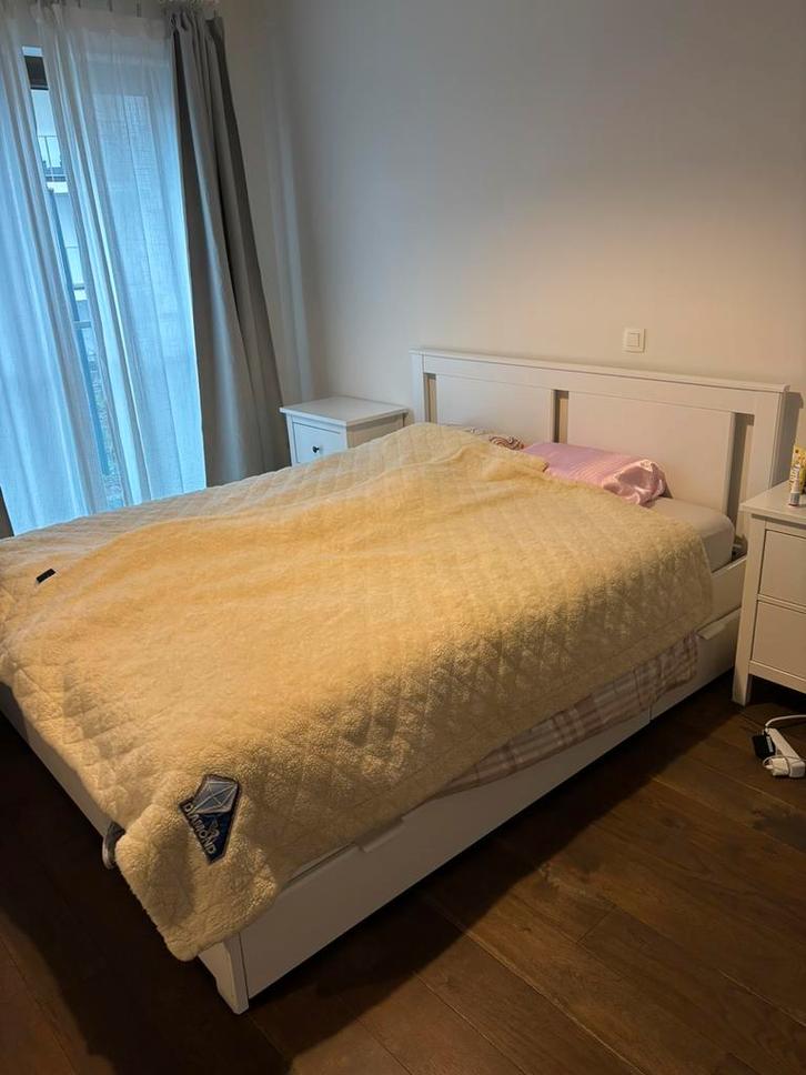 Cadre de lit Ikea 160x200 avec sommier à lattes., Maison & Meubles, Chambre à coucher | Chambres à coucher complètes, Comme neuf