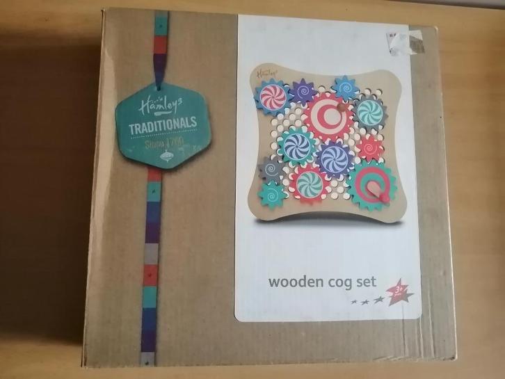 Jeu en bois d'engrenages Hamleys Traditionals - 3 ans et +, Kinderen en Baby's, Speelgoed | Houten speelgoed, Zo goed als nieuw