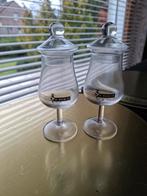 2 schnapsglazen met deksel, Enlèvement