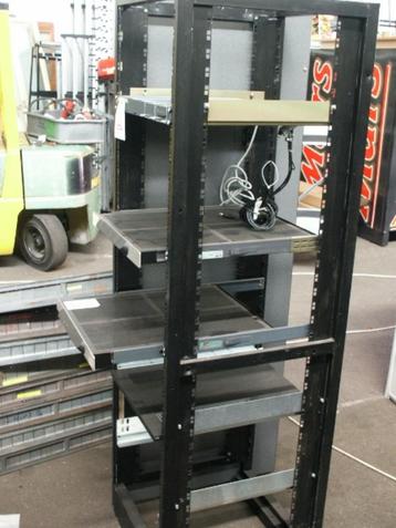 19"Inch Patchkast, Montagekast, met telescoopladen, goede st beschikbaar voor biedingen