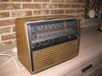 Grundig RF440 oude radio, Antiquités & Art, Antiquités | TV & Hi-Fi, Enlèvement