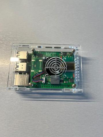 Raspberry Pi 4 2GB RAM PoE, Envoi, Comme neuf