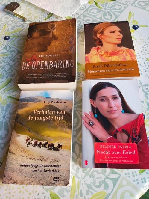 Vier nette boeken aan 4 euro stuk., Livres, Littérature, Comme neuf, Enlèvement