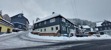 Sfeervol, groot, gerenoveerd huis in “Hollandse” stijl beschikbaar voor biedingen