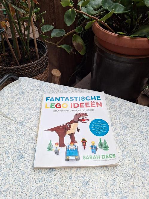 Sarah Dees - Fantastische LEGO ideeën, Boeken, Kinderboeken | Jeugd | onder 10 jaar, Zo goed als nieuw, Ophalen of Verzenden