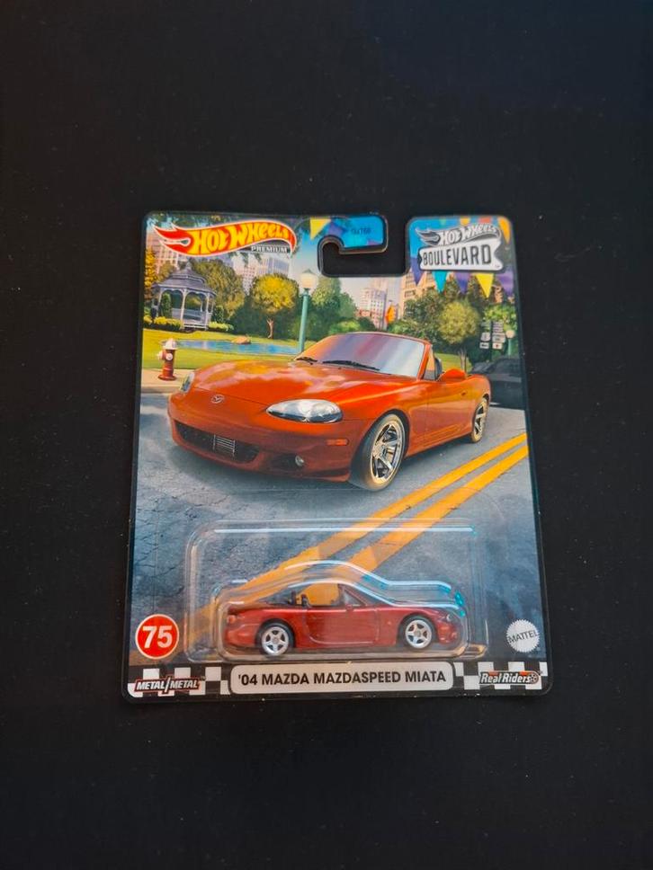 Hot Wheels '04 Mazda Mazdaspeed Miata, Hobby en Vrije tijd, Modelauto's | Overige schalen, Ophalen of Verzenden