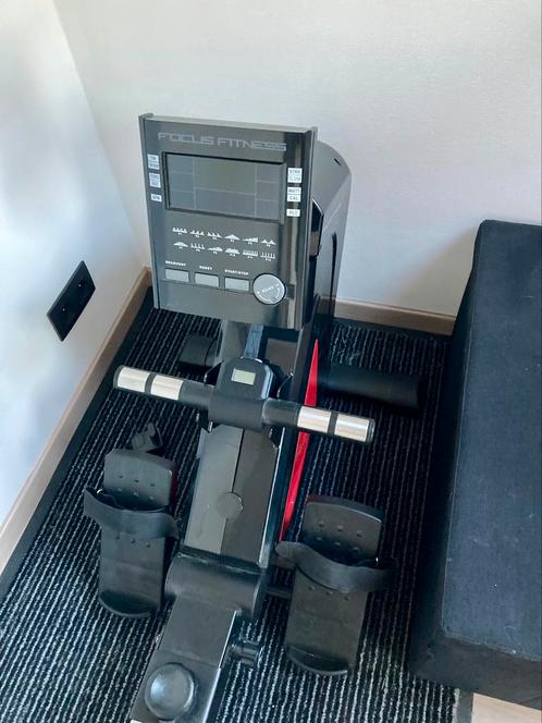 Roeitrainer Focus Fitness Row 3 - Als nieuw!, Sports & Fitness, Appareils de fitness, Comme neuf, Rameur, Bras, Jambes, Pectoraux