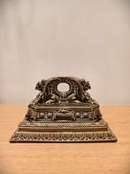 Presse-papiers ou serre-papiers iinmmmlcendriere, Enlèvement