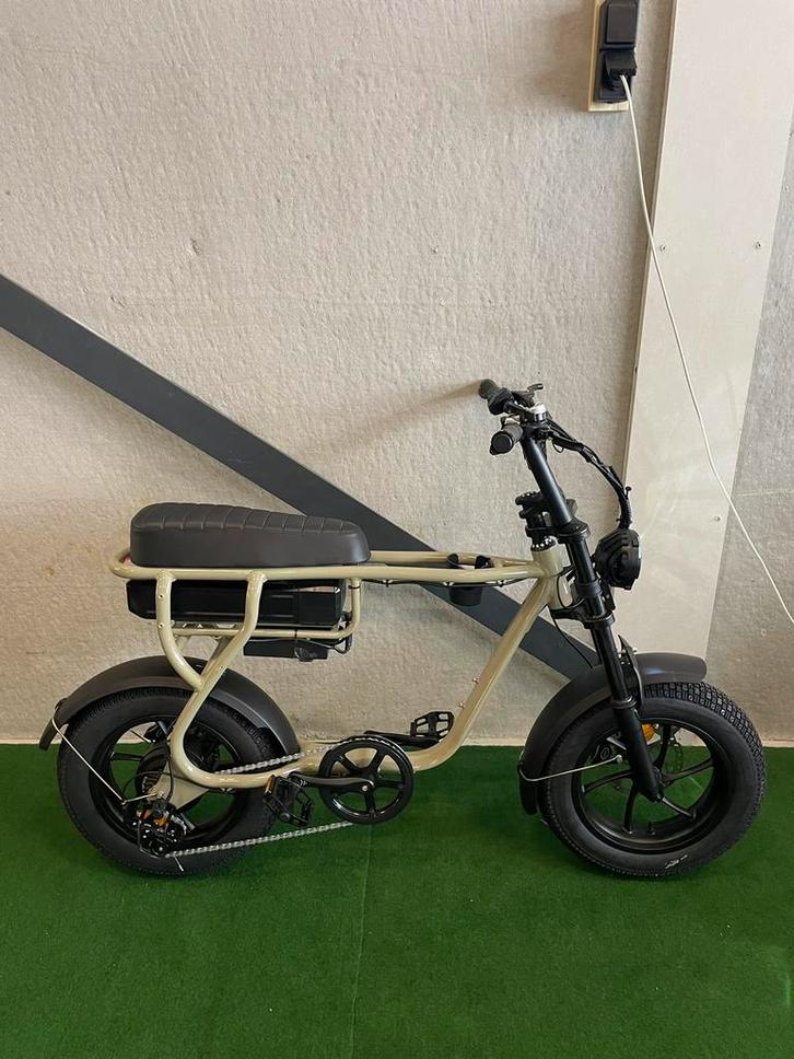 Nieuwe kinder mini fatbike EB16 van €1099.99 voor €849.99, Fietsen en Brommers, Fietsen | Kinderfietsjes, Ophalen