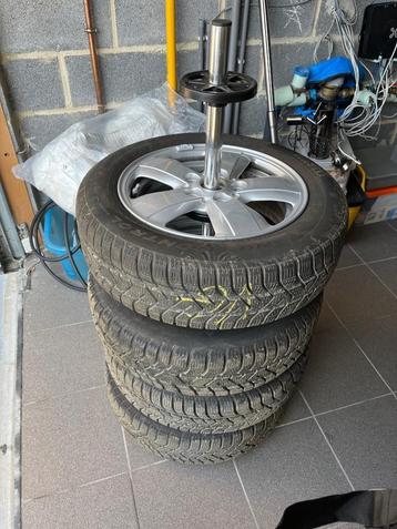 Support de rangement pour 4 roues pneus